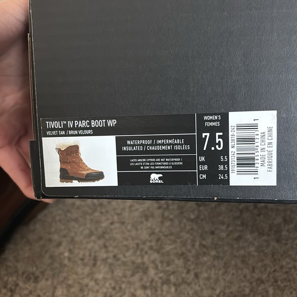 Sorel boots - Picture 4 of 5